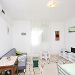 House Bojan Supetar