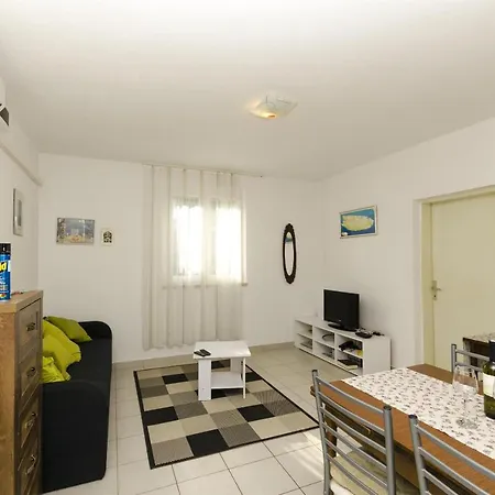 Dom wakacyjny House Bojan