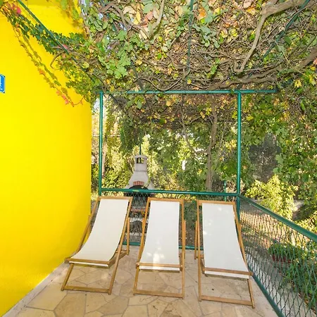 Dom wakacyjny House Bojan