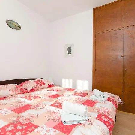 House Bojan * Supetar