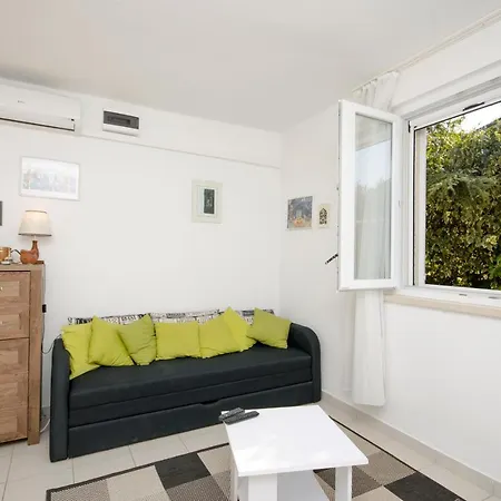 House Bojan Dom wakacyjny Supetar