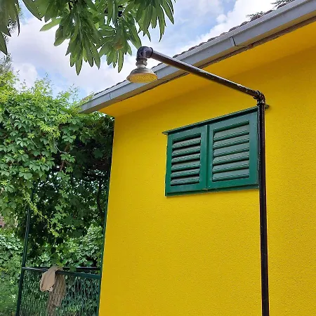 Dom wakacyjny House Bojan