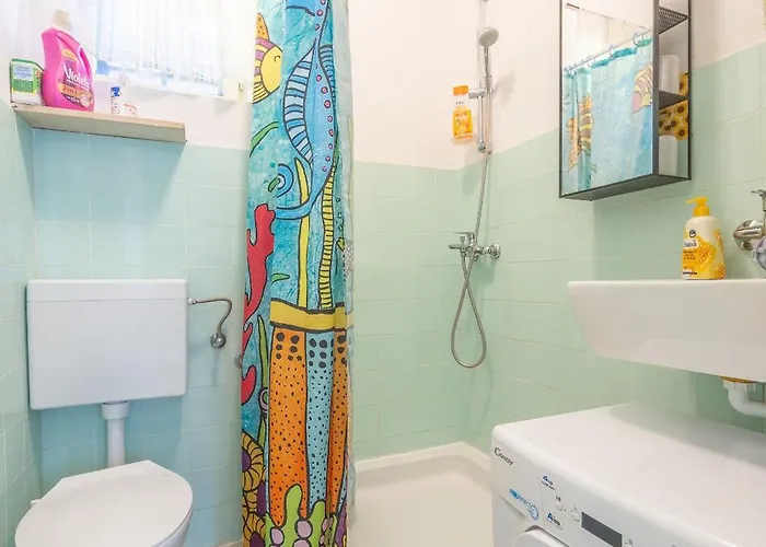 House Bojan Semesterbostad