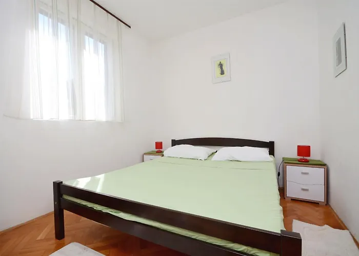 Semesterbostad House Bojan