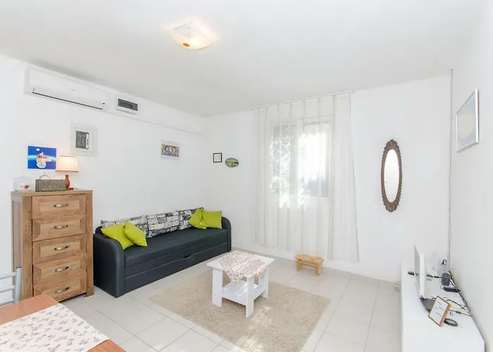 Semesterbostad House Bojan Supetar